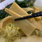 ラーメン 前田家 - メンマ