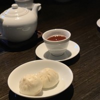 膳處漢ぽっちり - 麺類につあてくる、肉まんの食べ放題