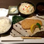 とんかつ食房 厚○ - ロースかつ定食