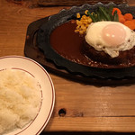 レストラン　高原 - ハンバーグ・ジャンボ（250g）＆目玉焼き