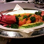 中国料理 南園 - 伊勢エビのエビチリは食べ応えがありました