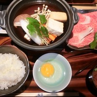 すき焼き 牛しゃぶ 松重 - お昼のすきやき膳(特撰松阪牛)。3,300円＋税