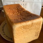 SAKImoto Bakery 大阪初號本店 - 「極生“ミルクバター”食パン