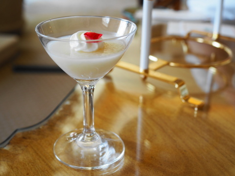 ロビーラウンジ フォンテーヌ（Fontaine） - 泉中央（カフェ）の写真