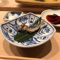銀座 鮨 かねさか 本店 - 稚鮎。季節を感じる。