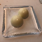 プレヴナンス - ブリオッシュに付けるバター