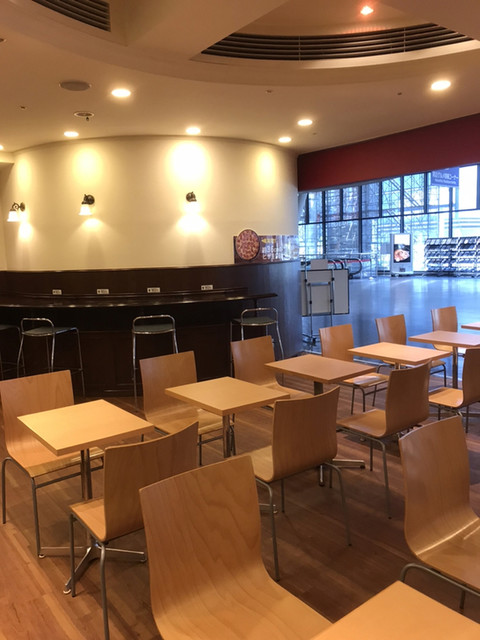 ピザーラエクスプレス パシフィコ横浜店 みなとみらい ピザ 食べログ