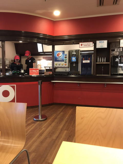 ピザーラエクスプレス パシフィコ横浜店 みなとみらい ピザ 食べログ
