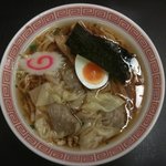 ラーメン大至 - ワンタンメン 730円