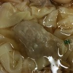 ラーメン大至 - ワンタンメン　ワンタンのアップ