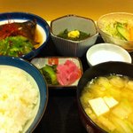 大手先 - 日替わり定食