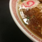 ラーメン大至 - ワンタンメン　透き通ったスープ