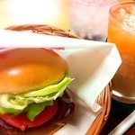 モスバーガー  町田駅東口店  - モーニング野菜バーガー