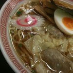 ラーメン大至 - ワンタンメン