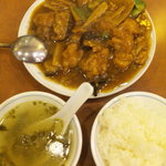 清香園 - 鶏と椎茸の醤油煮ランチ