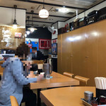 支那そば 勝丸 - 店内