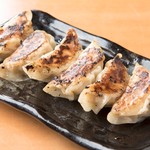 ラーメン 雷 - 料理写真:ギョーザ