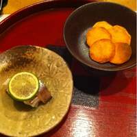 ままごとや - 今日のスタート。カマスの寿司とクワイ。大阪では、クワイはお正月に食べるそうです。東北の私は知りませんでした。。。