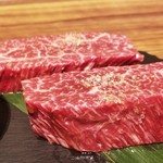 Premium thick-sliced skirt steak with sesame salt sauce (limited quantity)