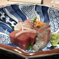河文 - 本鮪中トロ、真鯛、寛八
                    