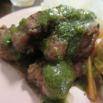 小さな街の食堂 cafe MISTY - バジルの味のソースがけです