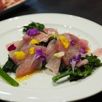 Kurafuto Sakaba Kunitachika - 本日の白身魚と国立産菜花のカルパッチョ