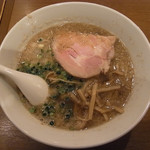 背脂煮干しそば　晴 - 