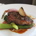 emuN - 本日のお肉料理　シェフのインスピレーション