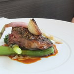 emuN - 本日のお肉料理　シェフのインスピレーション