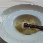 emuN - 梨のゼリーとムース