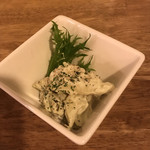 ピザ バー オット - 料理写真:付出し(バジルソース和え)