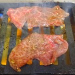 大栄 - カルビ(焼き)