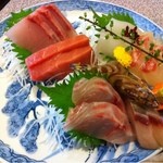 魚佐 - 刺身盛合せ