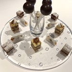 レフェルヴェソンス - ミニャルディーズ