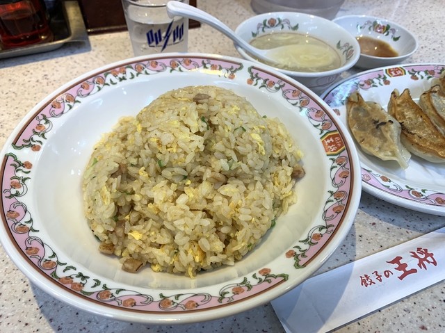 全国グループで屈指のチャーハン職人がいる餃子の王将 By Sanokuni 餃子の王将 川崎駅東口店 ギョウザノオウショウ 川崎 餃子 食べログ 全国グループで屈指のチャーハン職人がいる餃子の王将 By Sanokuni 餃子の王将 川崎駅東口店 ギョウザノオウショウ 川崎 餃子 食べログ