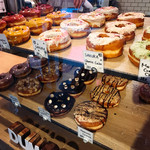 ダンボ ドーナツ アンド コーヒー 麻布十番本店 - 