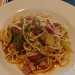 リストランテ トレンティーノ - Cランチ1440円、メインの生パスタ、この日はトマトソースのビーゴリ