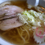 青竹手打ラーメン 日向屋 - らーめん（麺少な目）