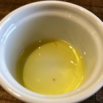 ナガタ店 - 海鮮たっぷり冷製パスタ（pasta）の追いオリーブオイル