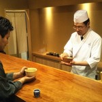 御料理 古川 - 作法指導中〜。手の動きがﾃｸﾆｼｬﾝwwwってw