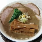 自家製麺 工藤 - 青森津軽煮干し中華そば（ストロング）