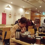 きらく - 店内の様子。