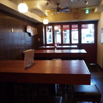 京都ダイナー - 店内（テーブル席）