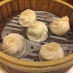 中国食府 双龍居 - スープ入り小龍包（￥500）