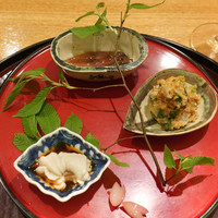 日本料理 太月 - 八寸：春野菜胡麻和え、ホタルイカ、鯛の白子