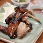 酒とタイ料理 ピッサヌローク - 奥美濃古地鶏のあぶり焼き（ガイヤーン）