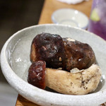 酒とタイ料理 ピッサヌローク - 和製ポルチーニ茸