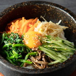 韓国家庭料理明洞 - 石焼ビビンバ