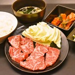 Yakiniku Rakuen - 楽園カルビ定食