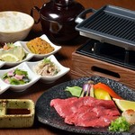 Teppan-yaki meal of domestic beef (with side dish)